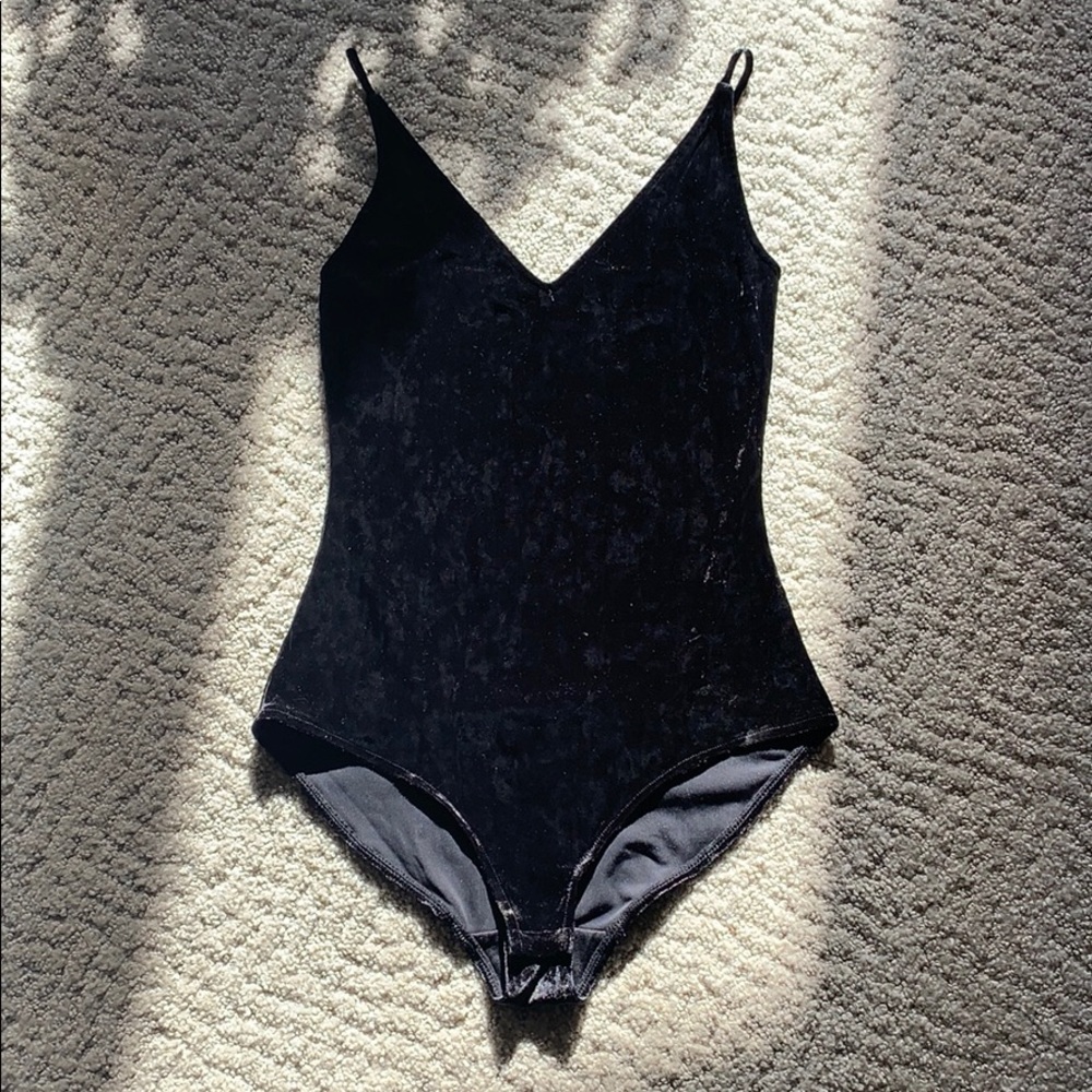 XS H&M Crushed Velvet Bodysuit